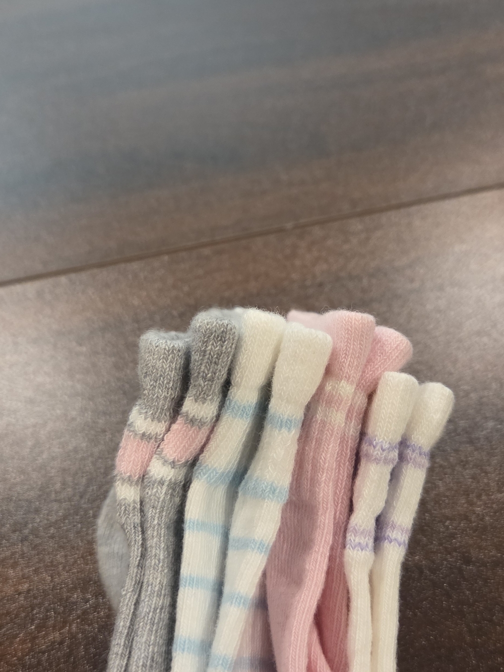Cat & Jack Ankle Socks 4 Pairs Striped Gray & Pink Small